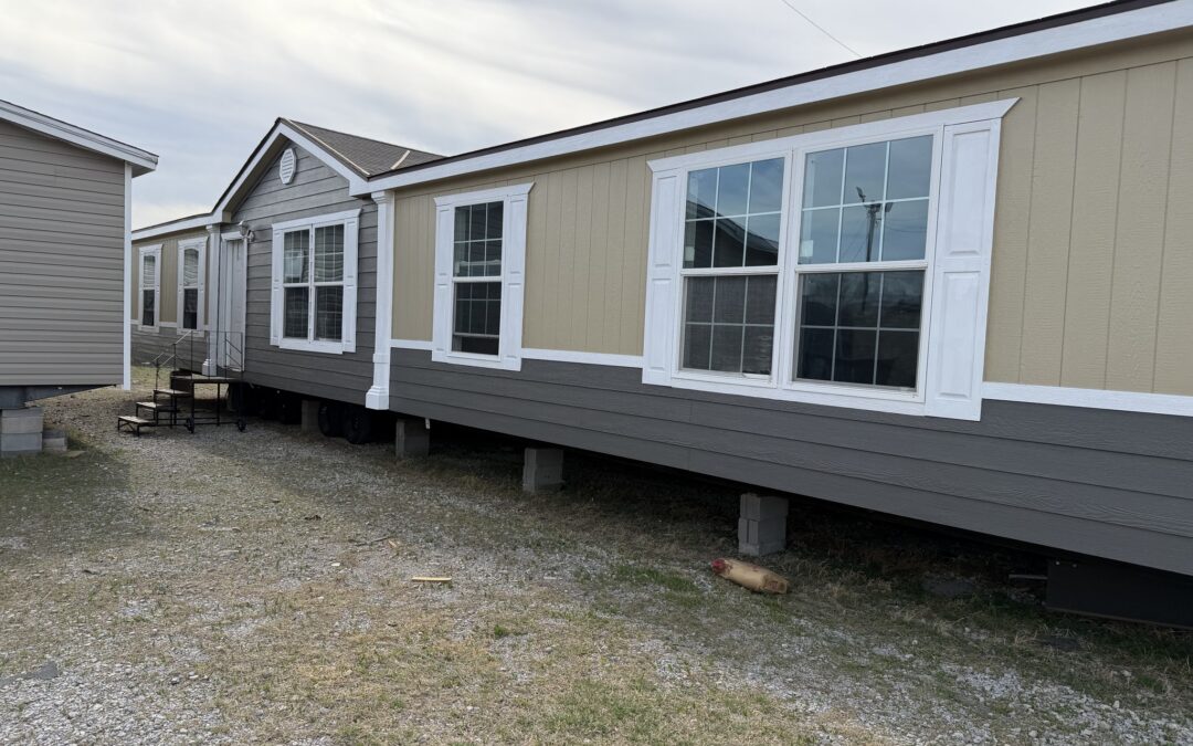 Single-Wide vs. Double-Wide Manufactured Homes: Which Is Right for You?
